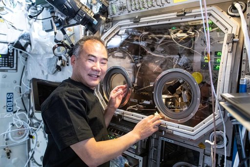iss064e031817