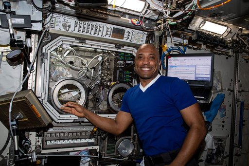 iss064e033239