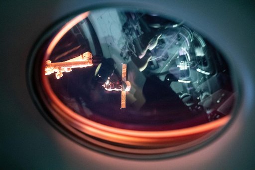iss064e033853