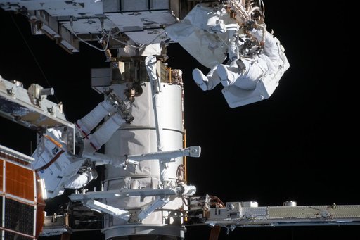 iss064e038304