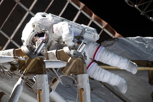 iss064e038494