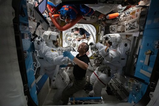 iss064e038567