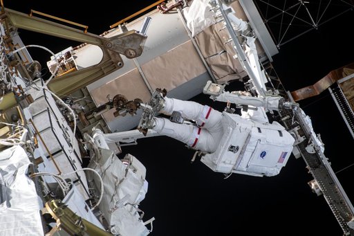 iss064e039827