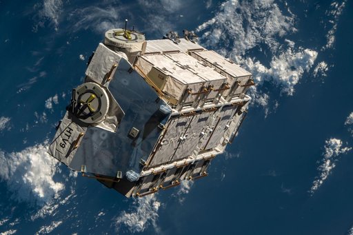 iss064e041526