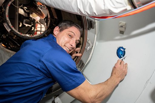 iss064e052199
