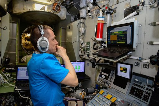 iss064e053502