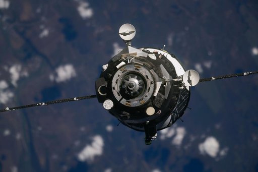 iss064e055956