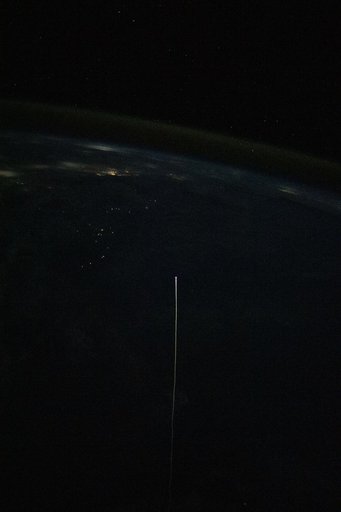 iss065e012241