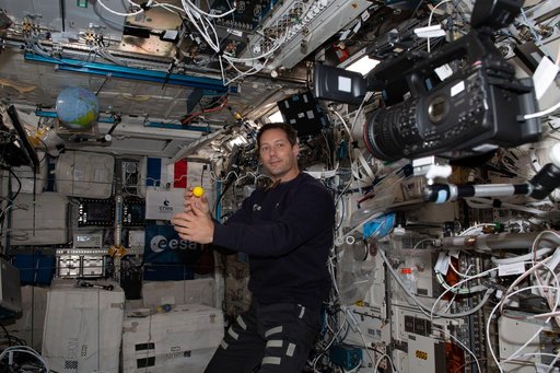 iss065e050322