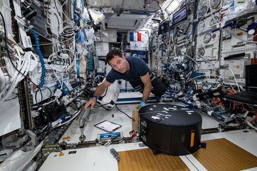 iss065e084763