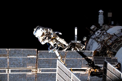 iss065e085163