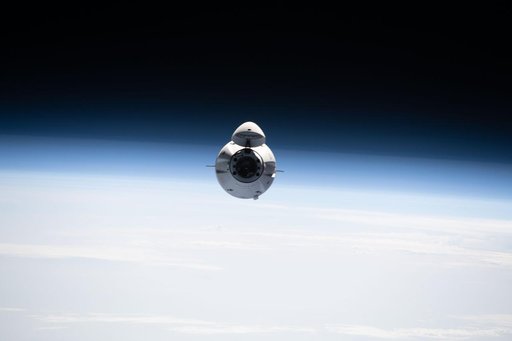 iss065e086819
