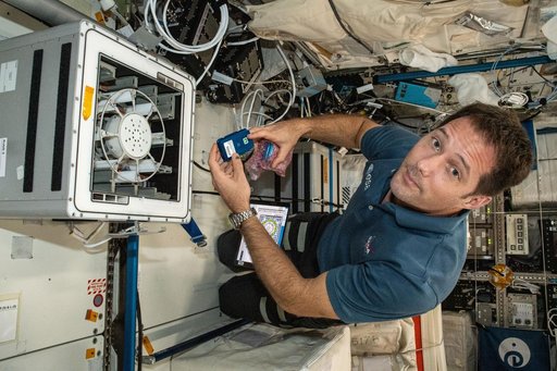 iss065e092397