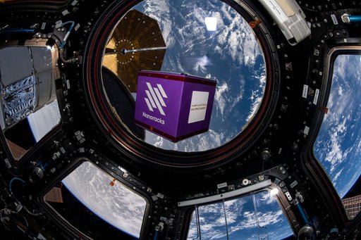 iss065e096305