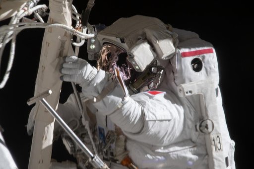iss065e124498