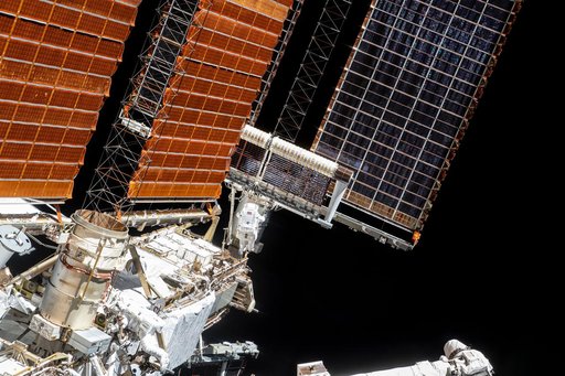 iss065e145092