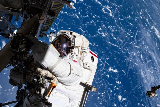 iss065e145222