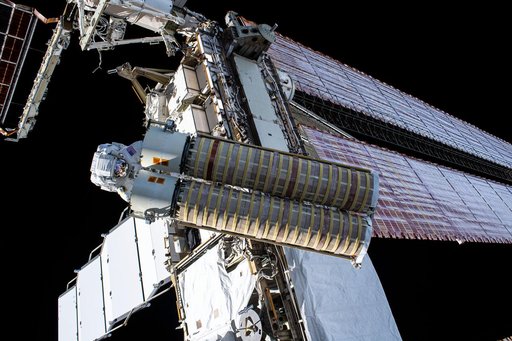 iss065e145318