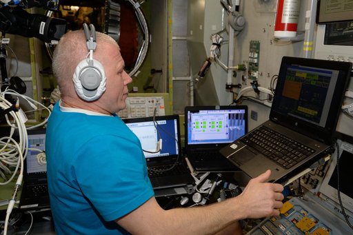 iss065e158152