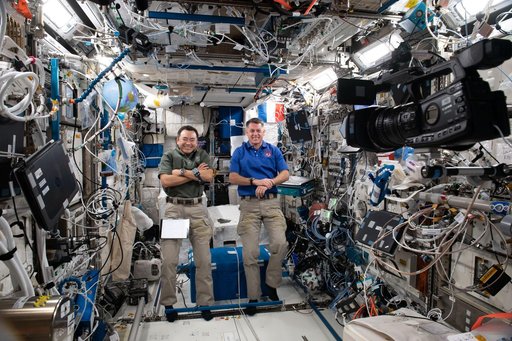 iss065e163241