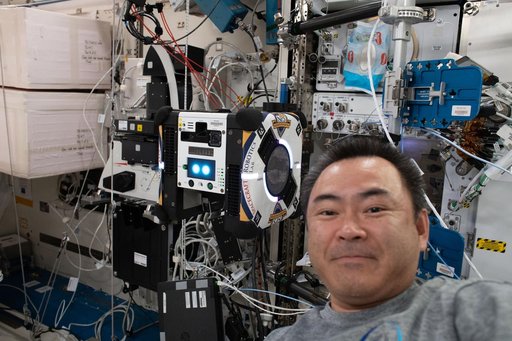 iss065e167804