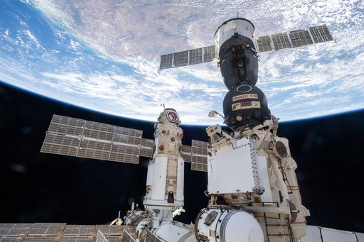 iss065e212164