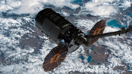 iss065e238799
