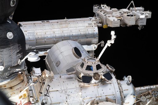 iss065e241371