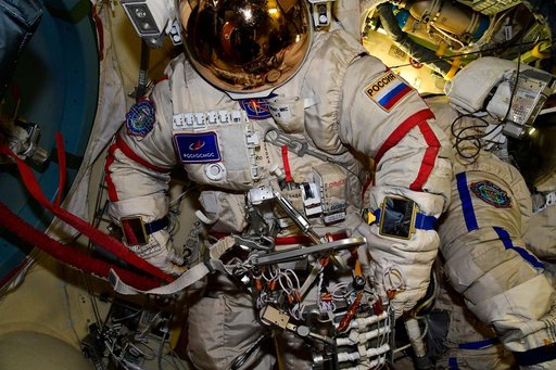 Installation of US add-on hardware on Orlan-MKS No.5.