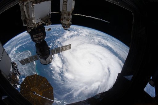 iss065e319503