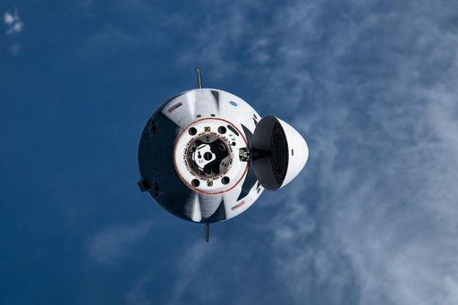 iss065e327939
