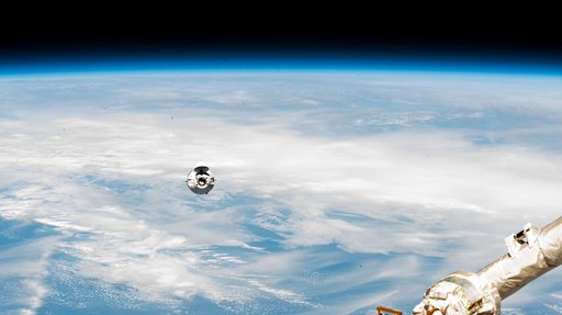 iss065e333863