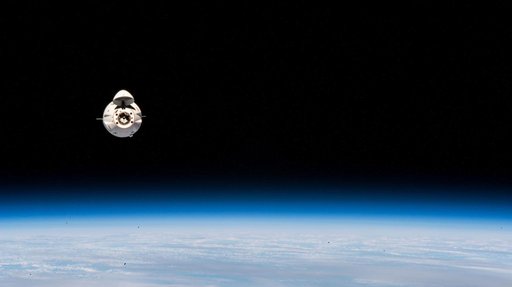iss065e333865