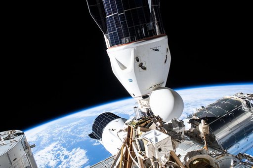 iss065e376200