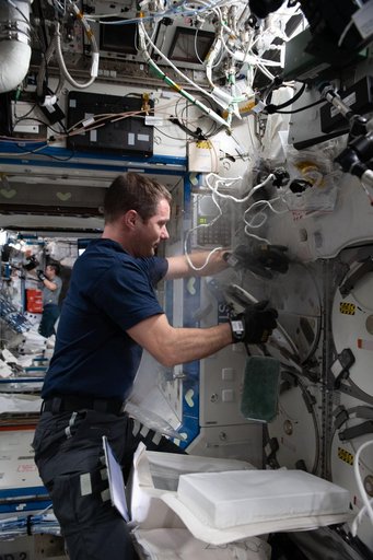 iss065e431756
