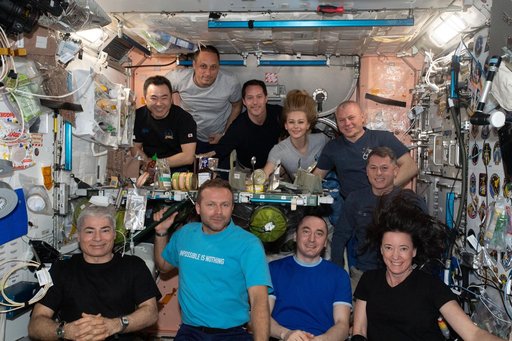 iss065e454812