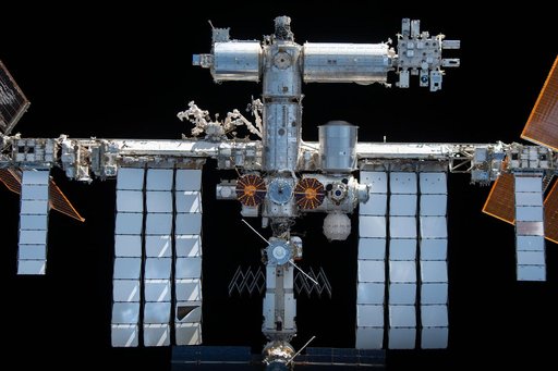 iss066e080360