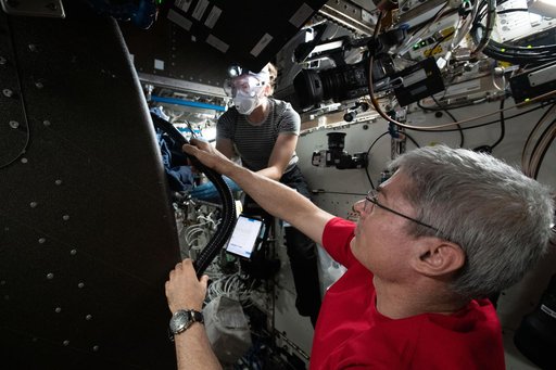 iss066e086431