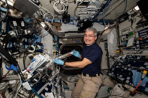 iss066e108552