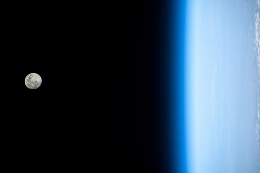 iss066e144042