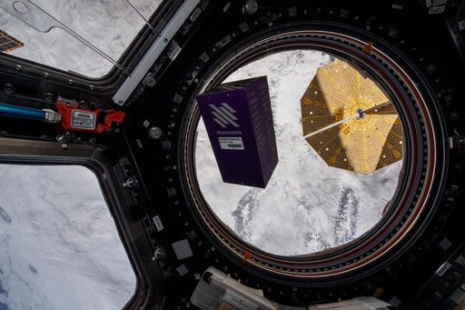 iss066e152056
