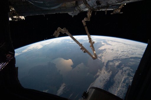 iss066e153504