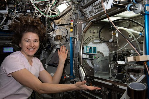 iss066e156064