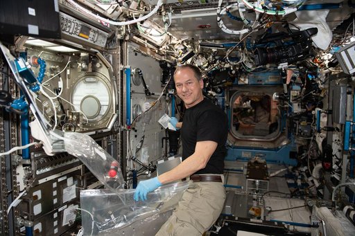 iss066e156074