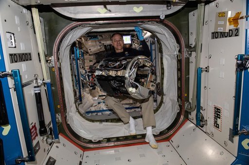 iss066e161281
