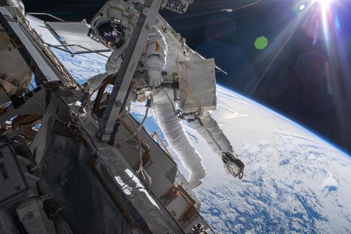 iss066e174257