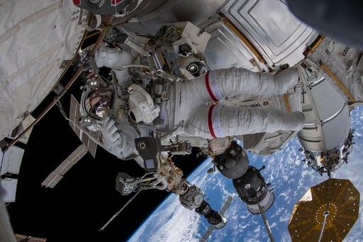 iss066e174688