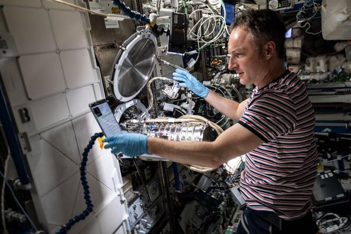 iss067e003161