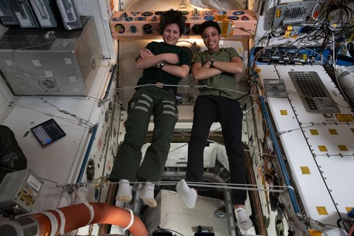 iss067e043385