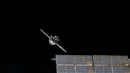 iss067e099356